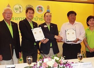 Lions Club signs up for tree planting project in Thailand Lions Club International President (2011-12) Dr. Wing Kun-Tam (centre), accompanied by Past Lions Clubs International President Kajit Habanananda (left) were in Pattaya recently to witness the signing of a Memorandum of Understanding (MOU) between Lions District 310C headed by District Governor Banchong Bunthoonprayuk (2nd left) and Kittisak Sripadpha (2nd right), chief of Khao Khiao-Khao Chom Phu Wildlife Sanctuary for their joint ‘I planted a tree’ project to commemorate the 7th cycle of HM the King’s birthday. The project’s mission is to plant more than one million trees within 5 years. At right is Lion Siphawan Siripichaipornhom, District 310C secretary.